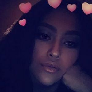 Meet your Posher, Karina